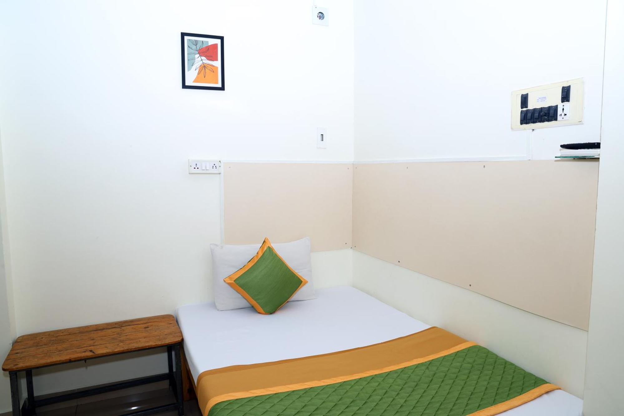 Royal Green Airport Transit Accommodation Chennai Exterior photo