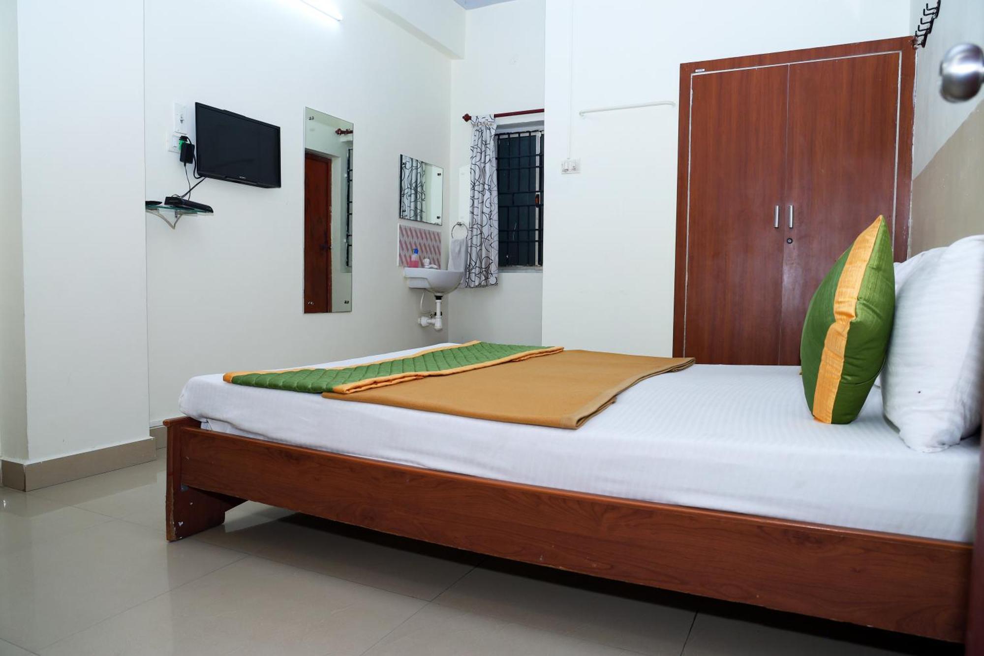 Royal Green Airport Transit Accommodation Chennai Exterior photo